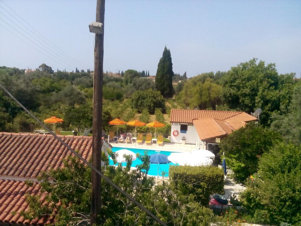 Marketos Apartments Свороната Экстерьер фото
