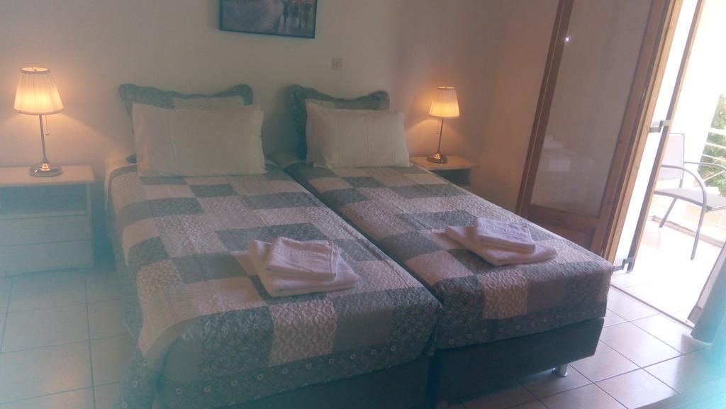 Marketos Apartments Свороната Экстерьер фото
