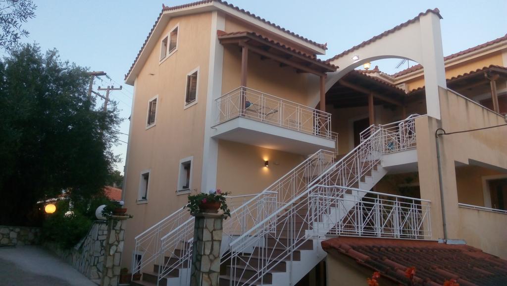 Marketos Apartments Свороната Экстерьер фото